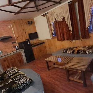 Savakar Lodge